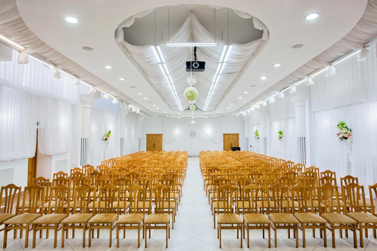 מלון צ'יסינאו Institutul Muncii מראה חיצוני תמונה